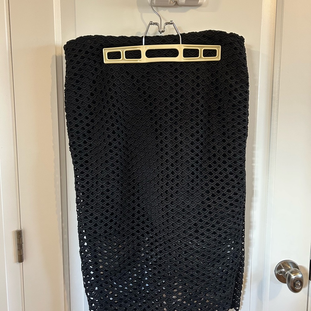 Elegant Black Crochet Skirt